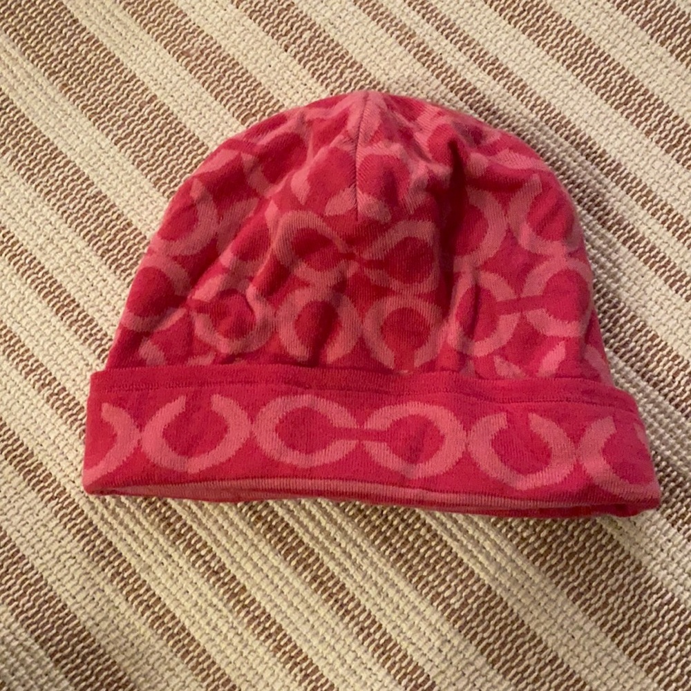 Coach beanie, reversible, pink, lightly worn